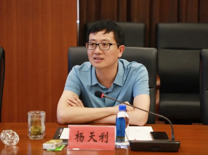 欧冠正规买球（中国）官方网站
与徐工消防签署战略合作协议 携手深耕中国高空产业市场